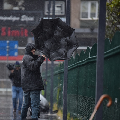 Sağanak ve lodos etkili olacak