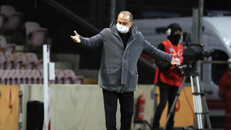 Terim sert yüzünü gösterdi