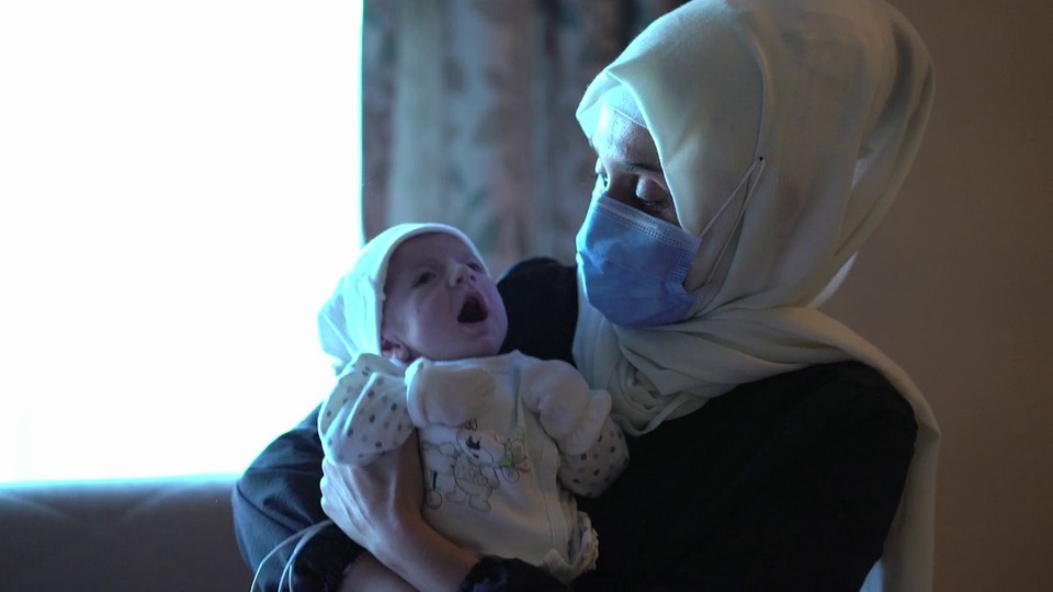 Mucize bebek önce Covid-19'u ardından kalp hastalığını yendi