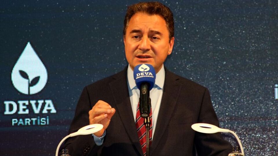 Babacan: Acı hafıza depreşmemeli