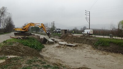 Bursa'yı şiddetli sağanak vurdu!