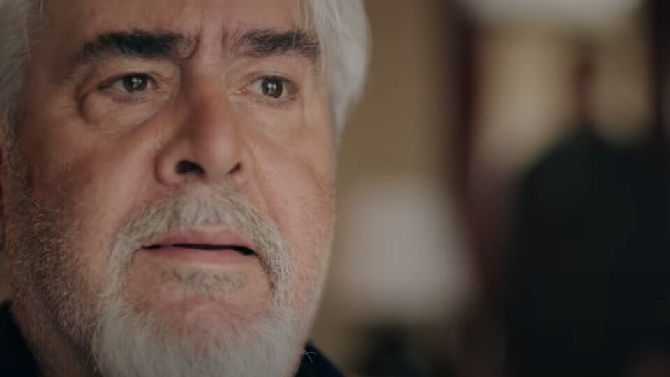 Uğur Yücel, Kırmızı Oda'nın kadrosunda