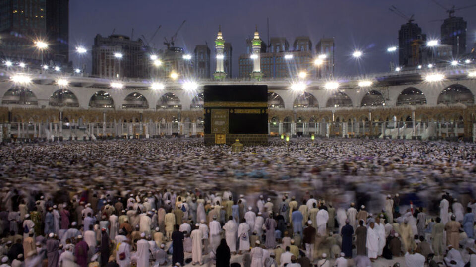 Suudi Arabistan'dan umre kararı!