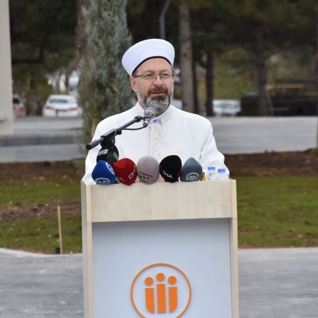 Diyanet'ten teravih namazı kararı!