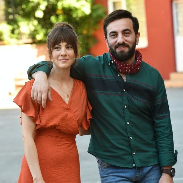 Aykut Enişte oyuncuları kimler?