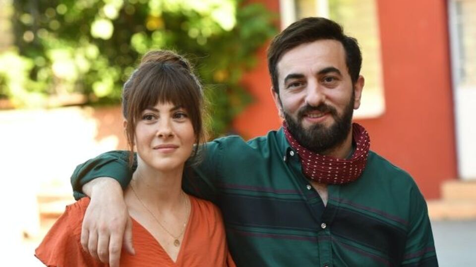 Aykut Enişte oyuncuları kimler?