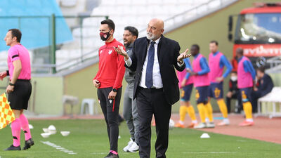 "Deplasmanda 1 puan sevindirici"