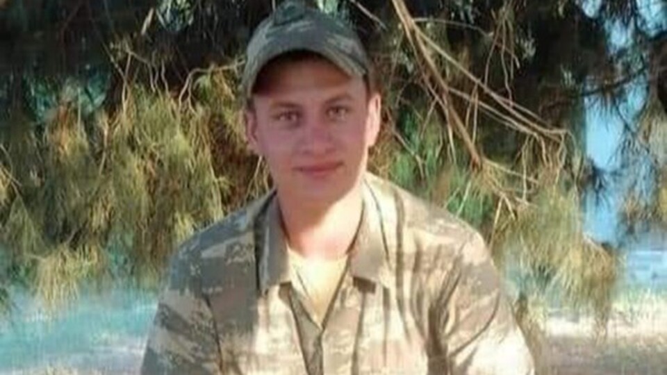 Kazada yaralanan asker şehit oldu