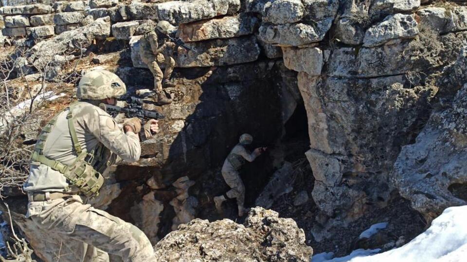 Bakan Soylu duyurdu! Kırmızı kategorideki terörist etkisiz