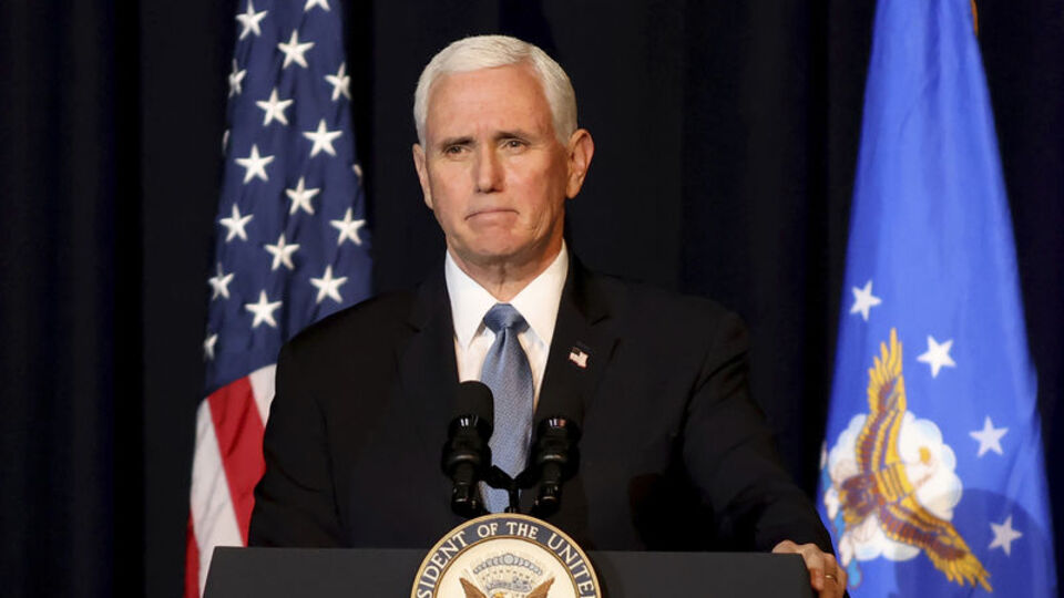 Pence, Kongre baskınında Pentagon'u arayıp "Burayı temizleyin" demiş