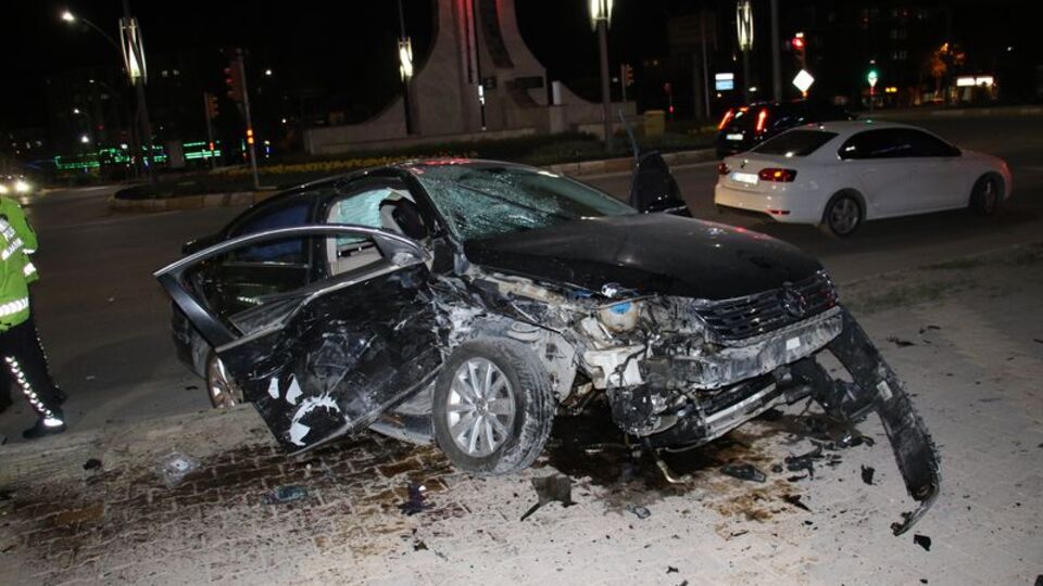 Elazığ'da zincirleme kaza: 5 yaralı