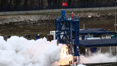 Ay motoru testi geçti