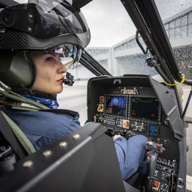 ATAK'ın kadın pilotu Özge Karabulut eğitim sürecini anlattı
