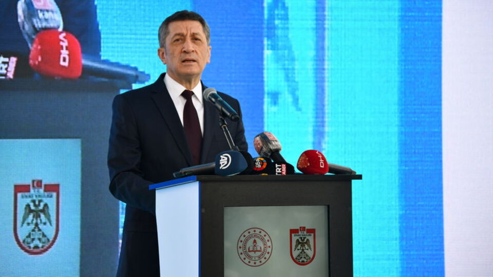 Öğretmenler için aşı açıklaması!