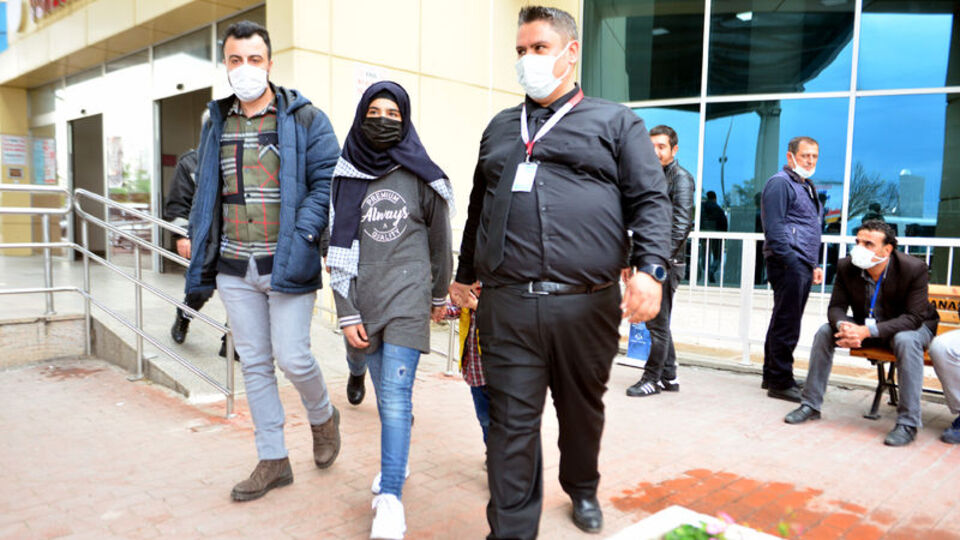 Kürtaj için gitti çocuklarını unuttu!