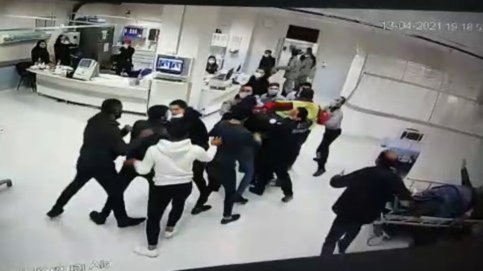 Yine hastane magandaları! Acili birbirine kattılar