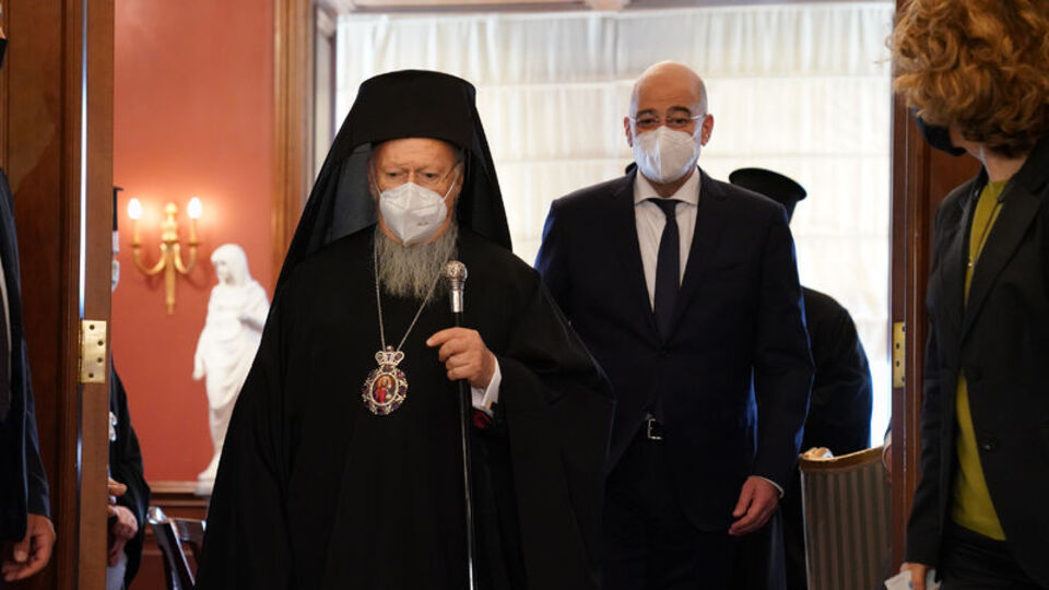 Yunanistan Dışişleri Bakanı Dendias İstanbul'da!