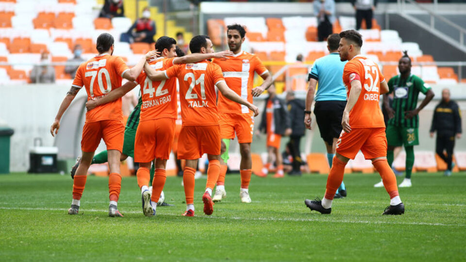 Adanaspor evinde kazandı!