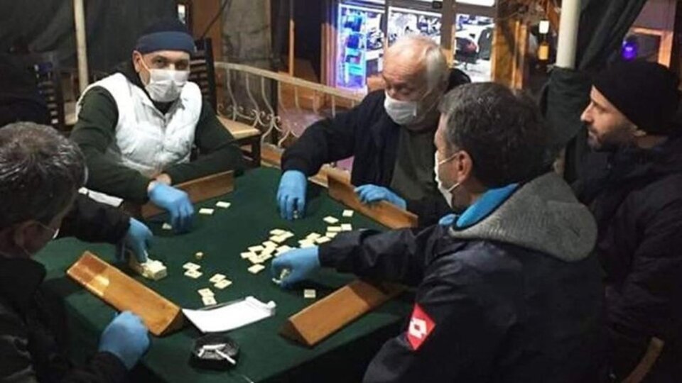 Kahveler kapandı mı?