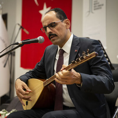 İbrahim Kalın türkü yazdı, klip çekti