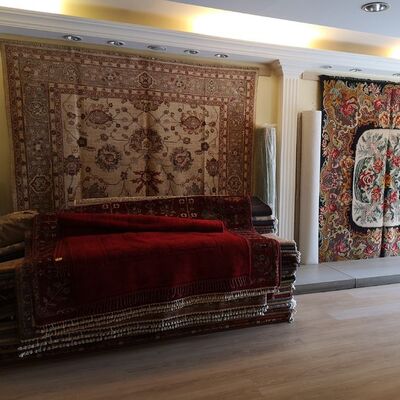 Kameraya yansıdı! Milyonluk halı soygunu!