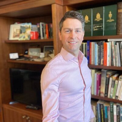 Kanadalı milletvekili sanal toplantıda çıplak yakalandı