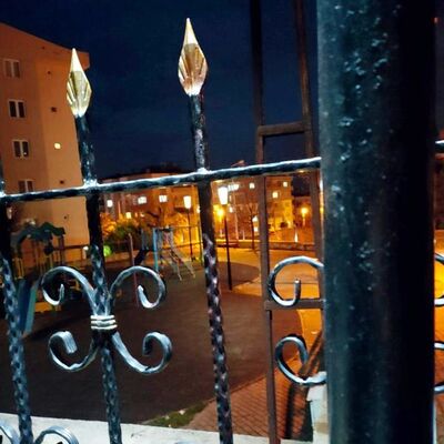 Korkuluklara tırmanıyordu! Sonrası dehşet!