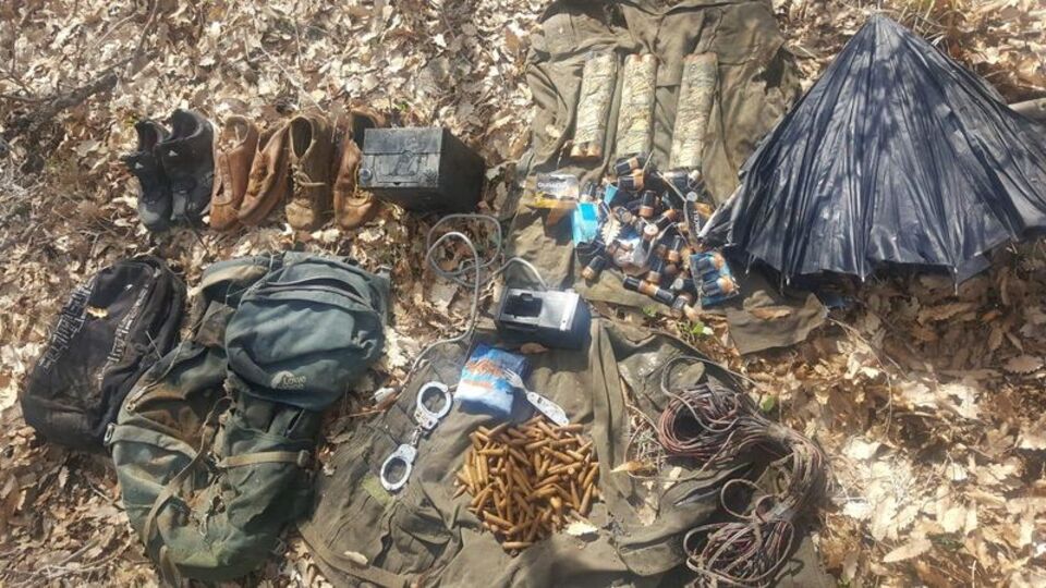 Teröristlerin sığınağı yerle bir edildi