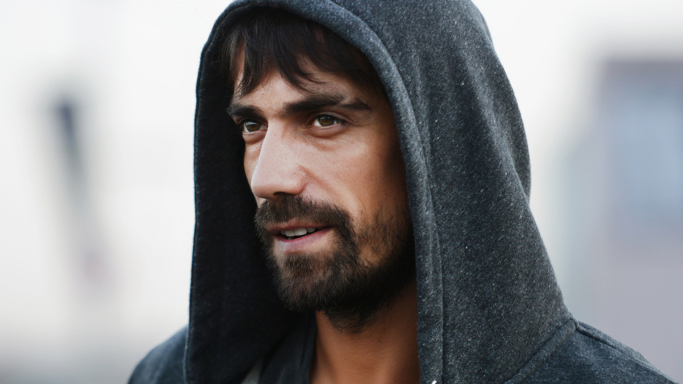 Yapım şirketine ikinci kez alacak davası açtı