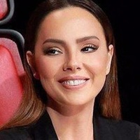 Ebru Gündeş kimdir?