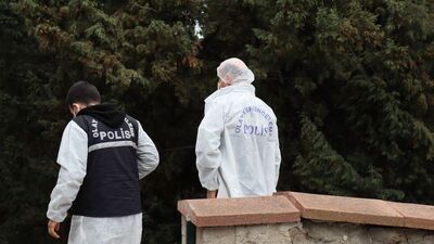 Kayıp oğlunu mezarlıkta ölü buldu