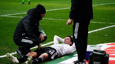 Şok sakatlık! Sedyeyle çıktı