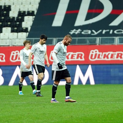 "Neredesin Aboubakar?"