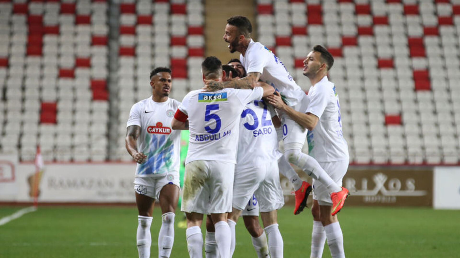 Fraport TAV Antalyaspor 2 Çaykur Rizespor 3 MAÇ SONUCU Futbol