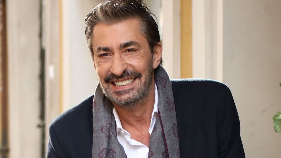Erkan Petekkaya kimdir?