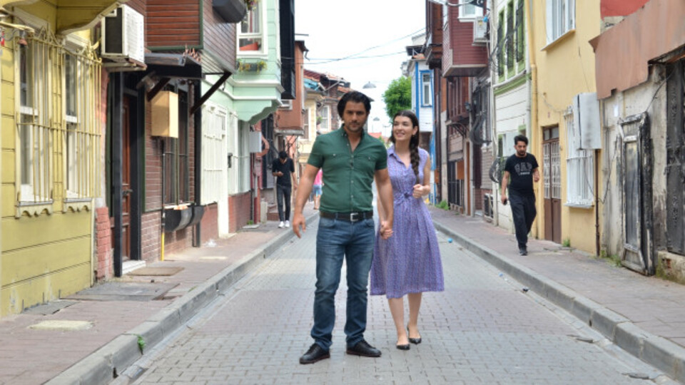 Ver Kaç oyuncuları ve konusu