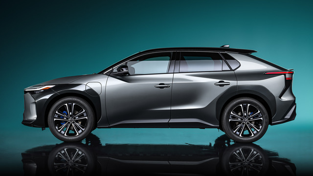 Japon markadan Tesla'ya rakip geldi