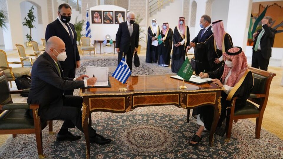 Atina'dan Riyad'a Patriot hava savunma sistemi!