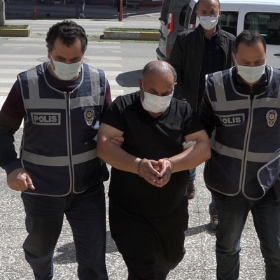 Koronadan ölen kardeşinin kimliğiyle yakalandı!