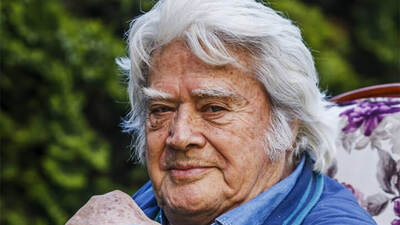 Cüneyt Arkın kimdir?