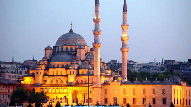 Diyanet 22 Nisan iftar vakitleri (il il)