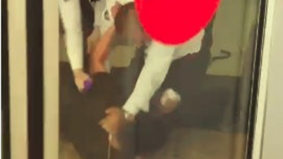 Maske tartışmasında tekme tokat kavga!