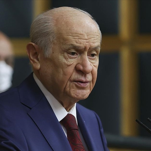 Bahçeli'den '23 Nisan' mesajı