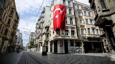 23 Nisan Cuma sokağa çıkma yasağı var mı?