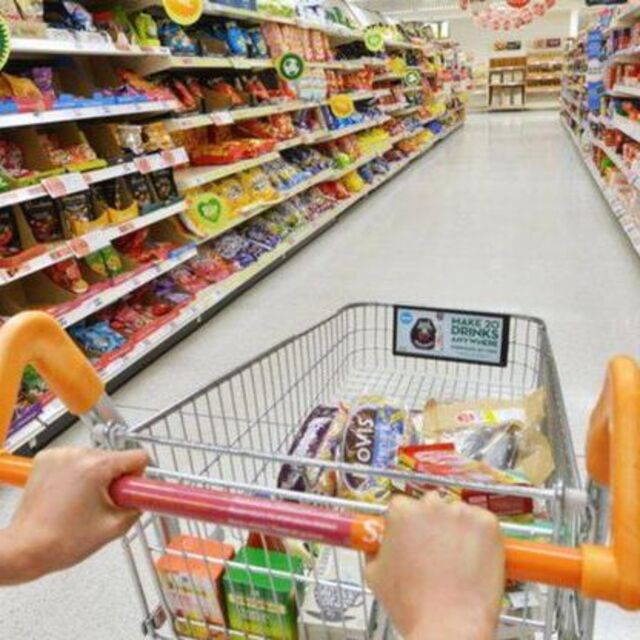 23 Nisan marketler açık mı?