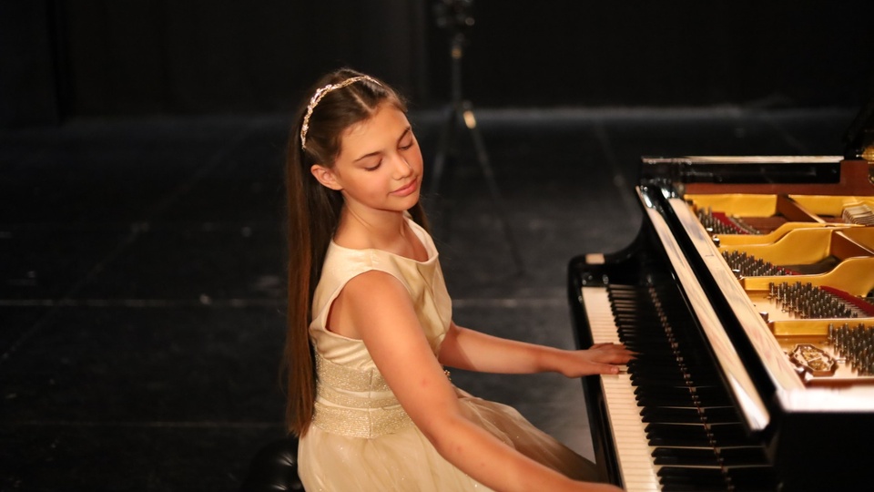 Harika çocuklardan konser