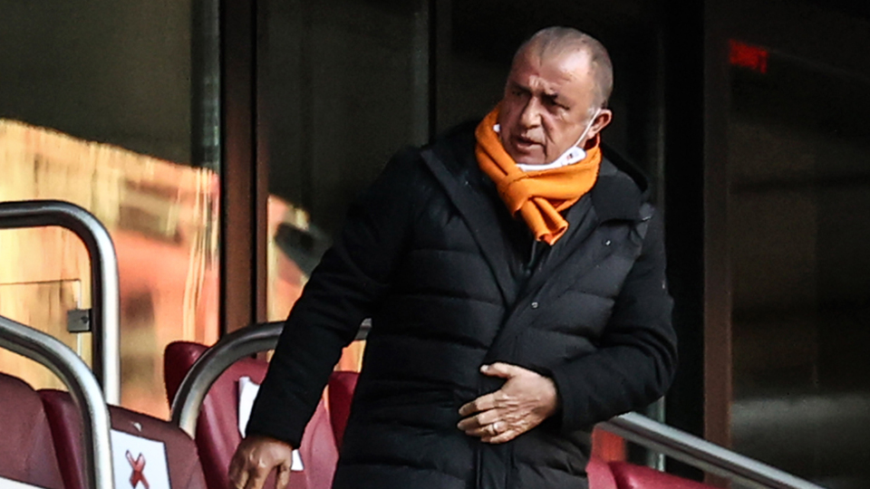 İstifa çatlağı