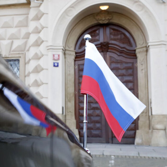 Çekya 63 Rus elçilik çalışanını sınır dışı edecek