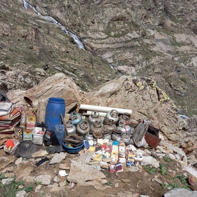 Bitlis'te el bombası ele geçirildi