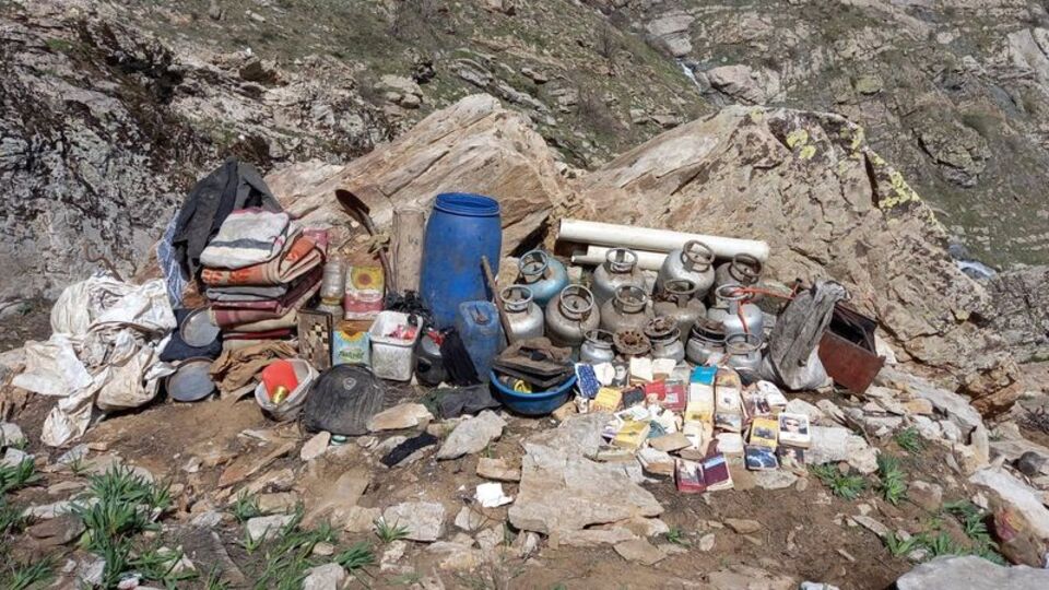 Bitlis'te el bombası ele geçirildi